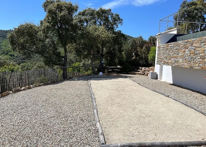 En Rez-de-chaussee De - Classification 3 Etoiles Appartement *