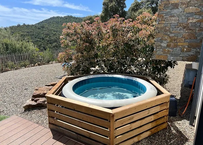 En Rez-de-chaussee De - Classification 3 Etoiles *