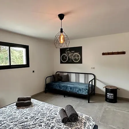 Apartmán En Rez-de-chaussee De - Classification 3 Etoiles *